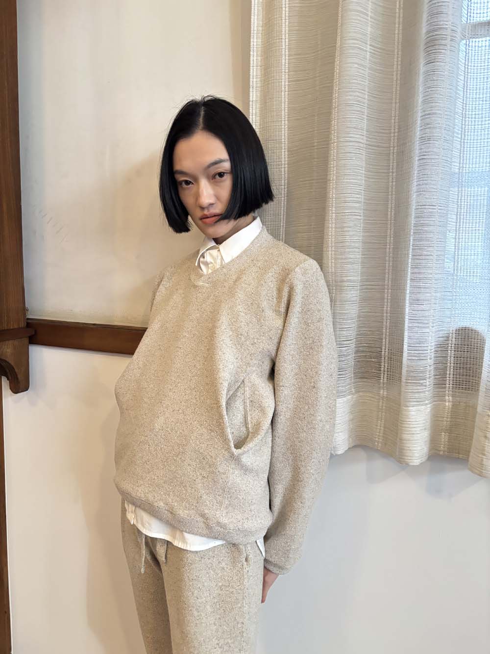 シルク×和紙糸 重ねVネックチビプルオーバー  / ベージュ