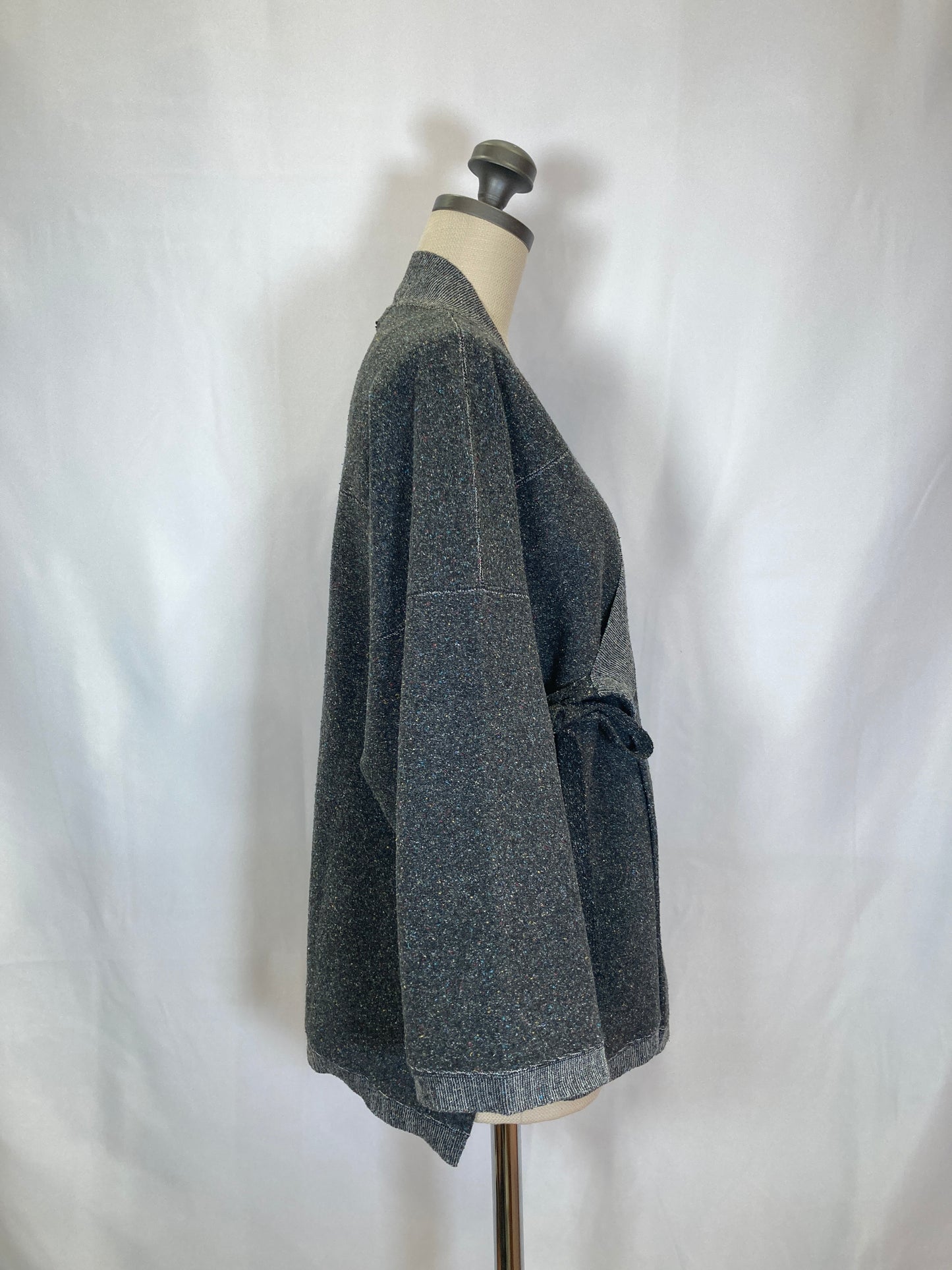 【 UNISEX 】シルク×和紙糸 作務衣上着 / 墨黒