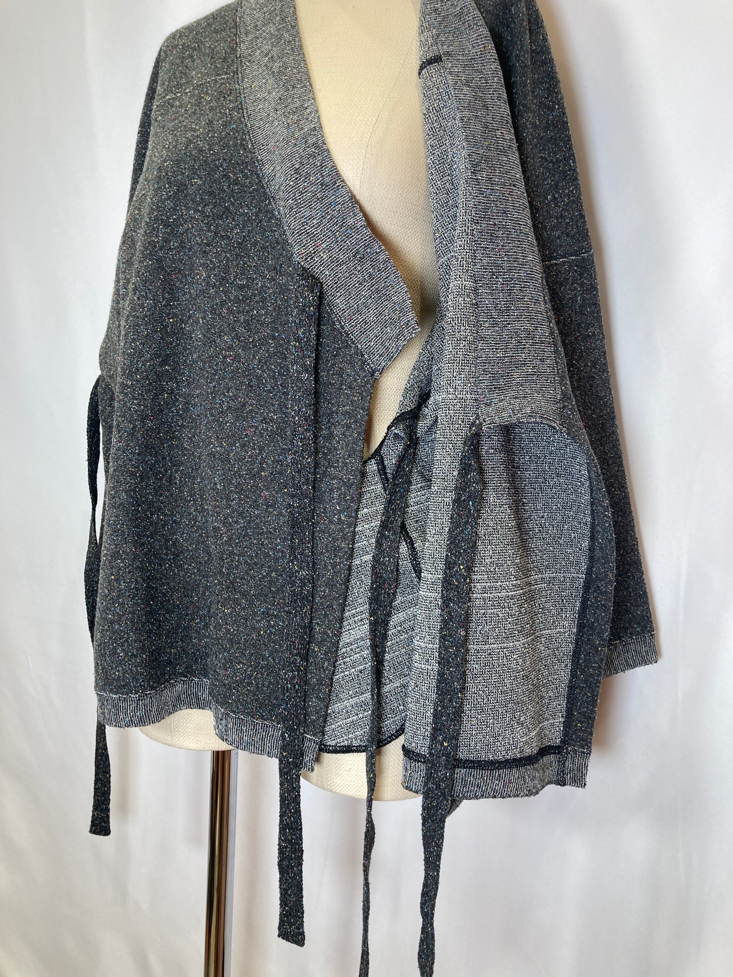 【 UNISEX 】シルク×和紙糸 作務衣上着 / 墨黒