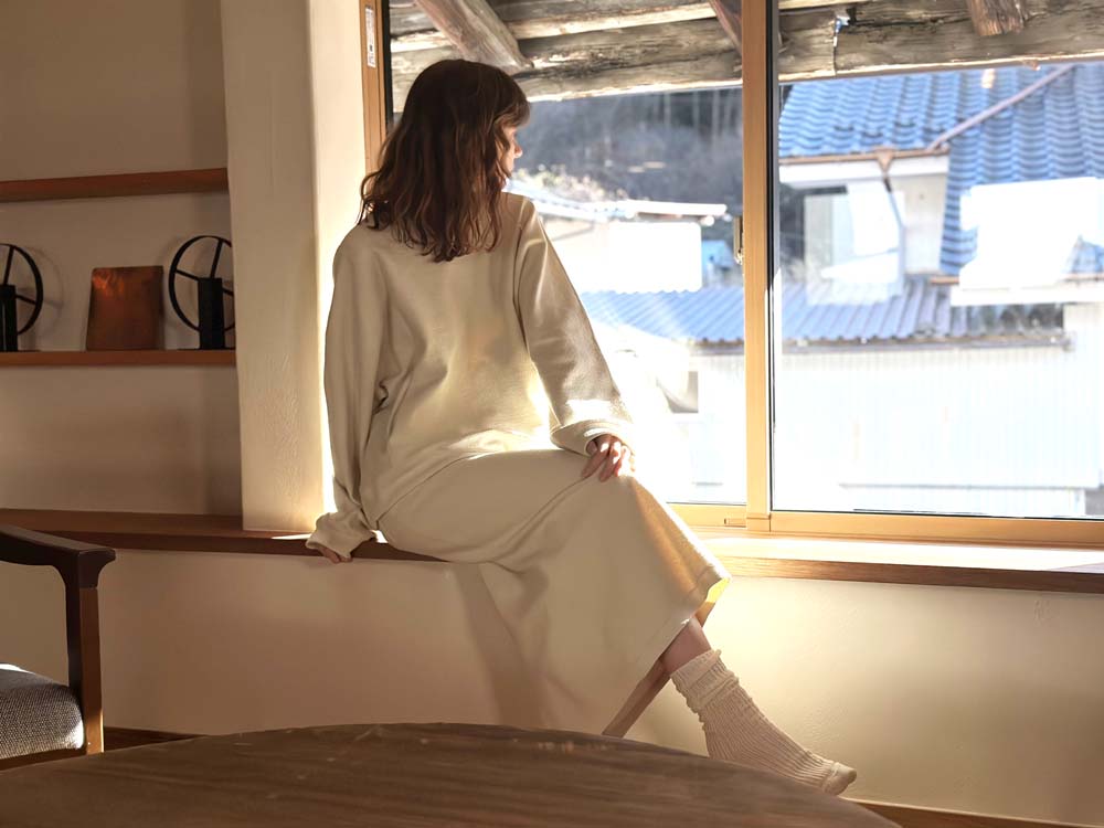 【 UNISEX 】シルク×和紙糸 クルーポケットプルオーバー / オフホワイト
