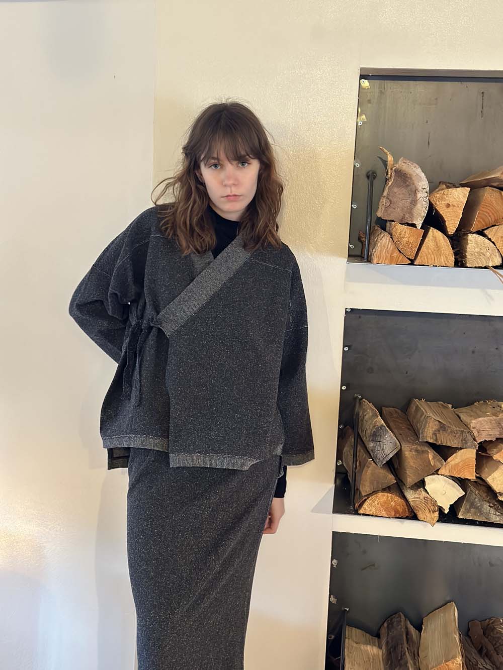 【 UNISEX 】シルク×和紙糸 作務衣上着 / 墨黒