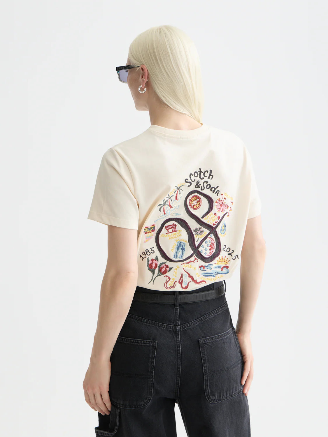 【 SCOTCH＆SODA 】40周年記念刺繍Tシャツ / オフホワイト