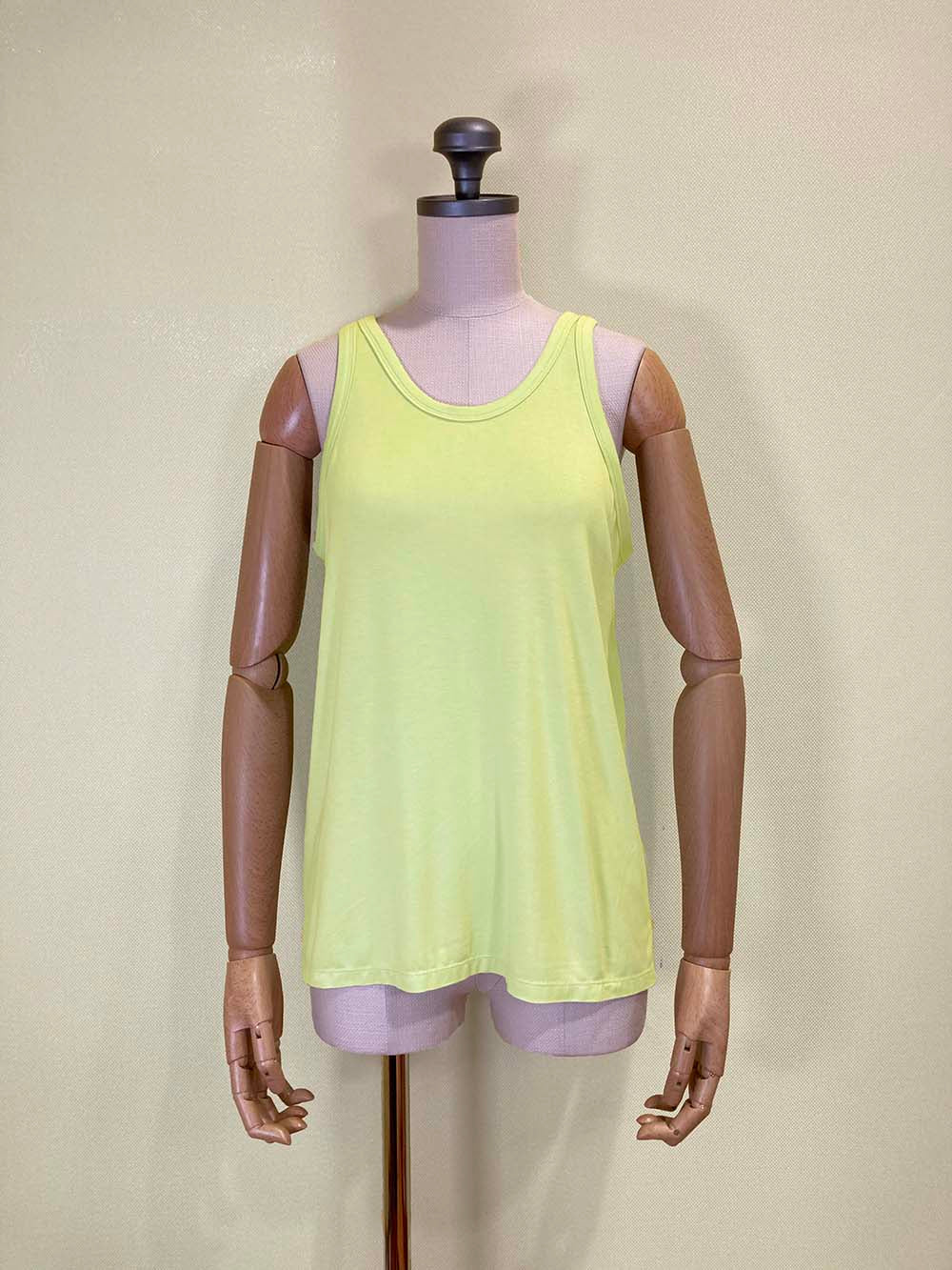 温度調節Uネックタンクトップ / F size 【Out last】