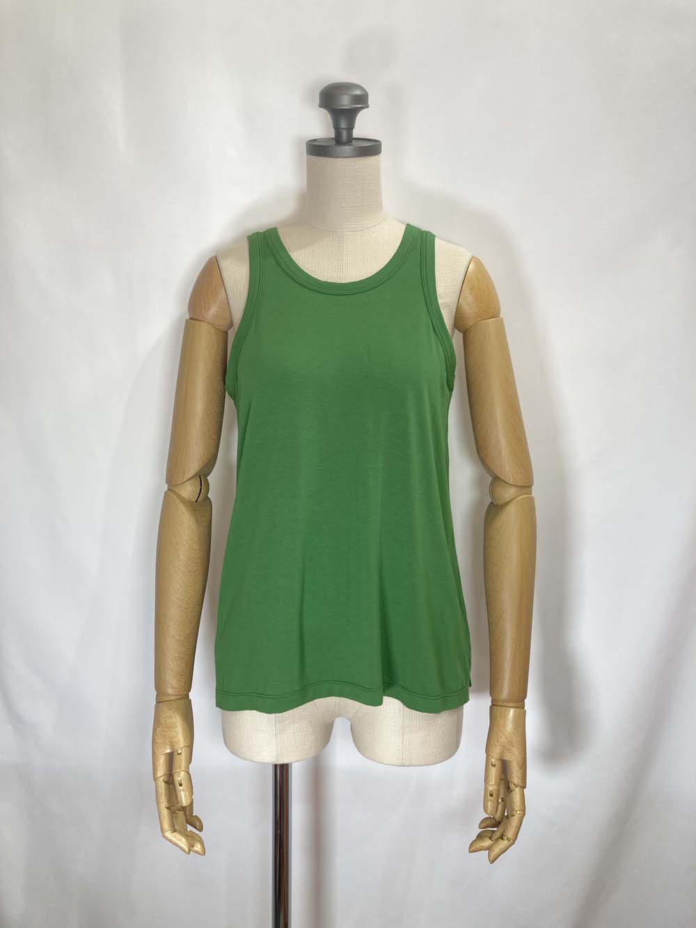 温度調節Uネックタンクトップ / F size 【Out last】